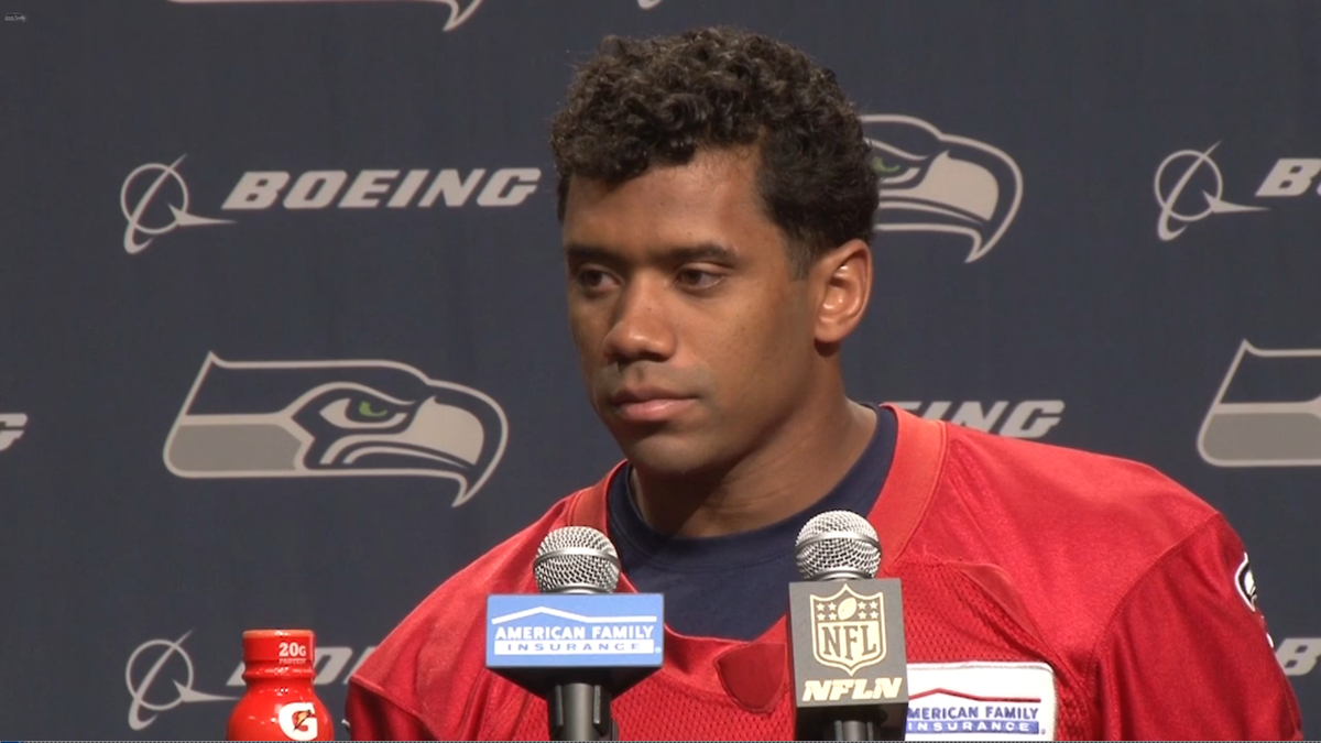 Seahawks's tweet photo. What has QB @DangeRussWilson looking forward to this week's matchup?

VIDEO [https://t.co/hEdZr6wQfy]

#AZvsSEA https://t.co/nubvzRgkjk