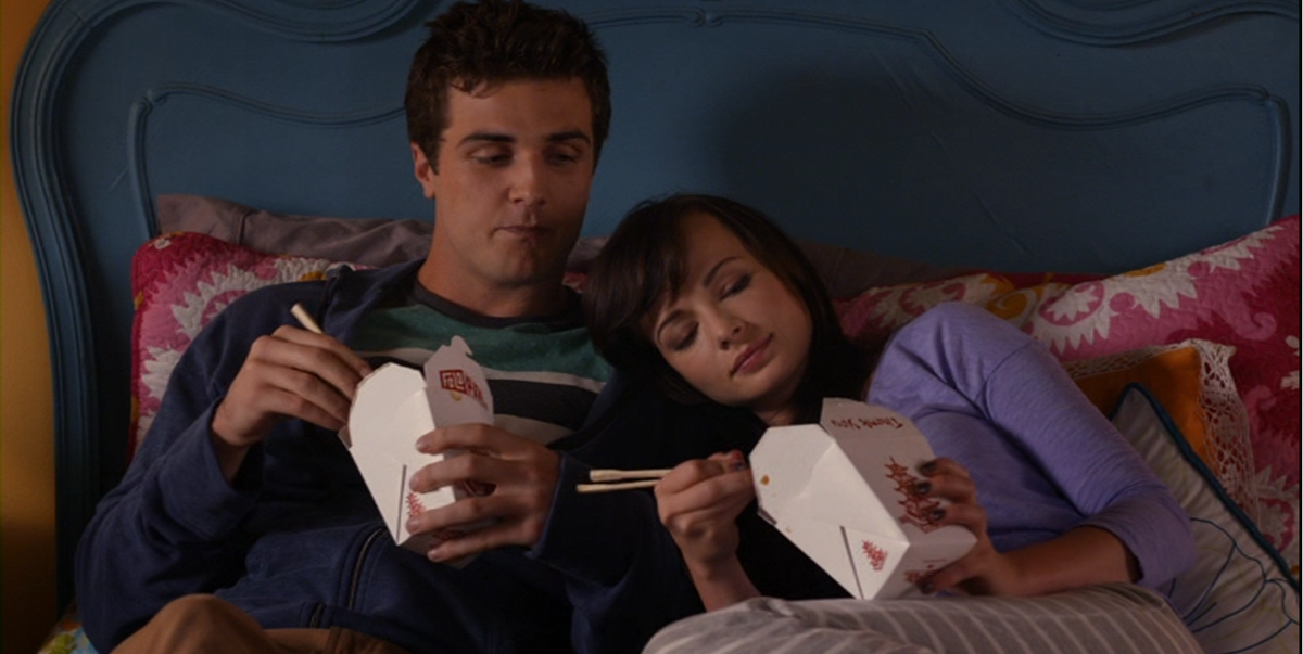 faveship's tweet photo. matty and jenna - awkward https://t.co/fVtnbb3UPI