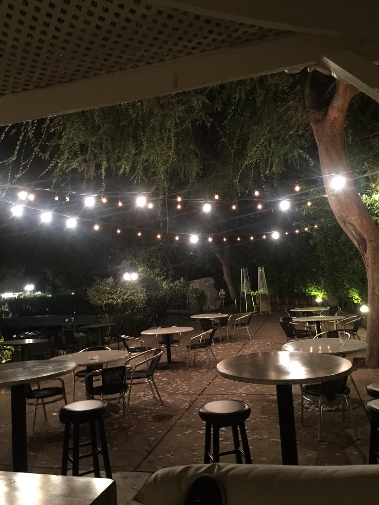 TheRiverRockBar's tweet photo. #zenzone #StudioCity #shermanoaks #datenight #fun #818 #valley #follow https://t.co/k9qrXE7Z1R