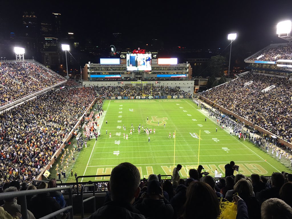 bzauche's tweet photo. Section 216, Row 20, Seats 1 & 2! Perfect night under the lights! #GATechDelta https://t.co/DZvJy0trMb