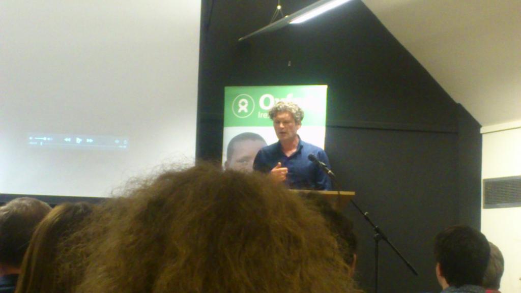 ulstertatlermag's tweet photo. #KieranDoherty speaking of his experiences in #SouthSudan for @OxfamIreland #makethemvisible @thelinenhall https://t.co/AUFcHQF8Pp
