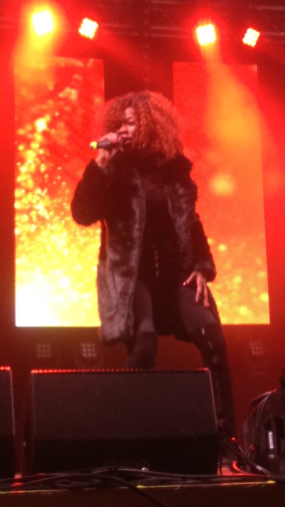 laurftlewis's tweet photo. @bupsibrown babe you smashed it xx love you loads #LeedsLightSwitchOn https://t.co/MwTAuNbdtN