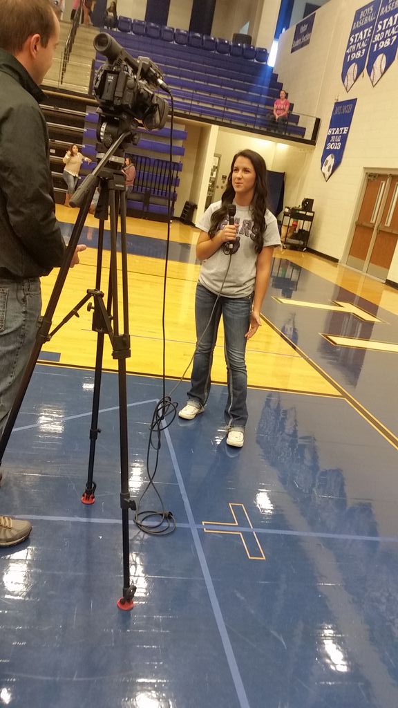 CarthageLTV's tweet photo. She is signed and ready to be a BEAR!  @CoachJonesVB5 https://t.co/YMw0rVYRWU