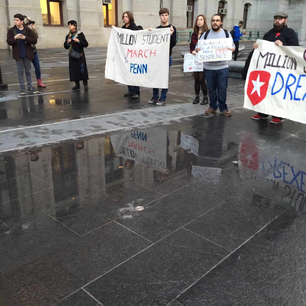 fem_alliance's tweet photo. Meeting other students at Philly's City Hall #MillionStudentMarch #MillionStudentMarchPHL #msmphilly https://t.co/U7G2UjsWcB