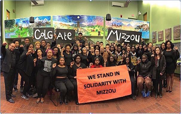 TaylorDeuce's tweet photo. Colgate stands in solidarity with the black students of #Mizzou #ConcernedStudent1950 #InSolidarityWithMizzou https://t.co/i3W3UjNOHM