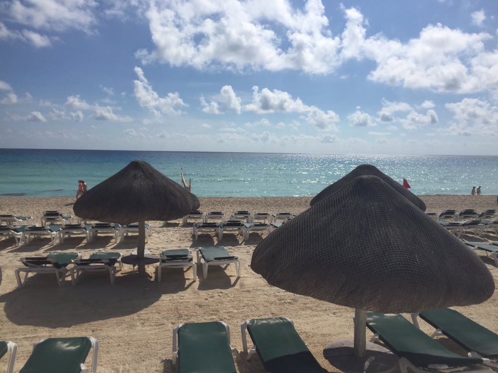 nancymedoff's tweet photo. Another rough day at the office @MarriottIntl sales leadership conference! #fearless https://t.co/4AaiY4eFVL