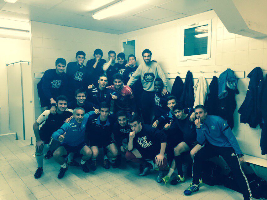 Maansiingaa3's tweet photo. Una mas en la familia... Zooorionak Adriii!!! #IXONE @AstrabuduakoFT https://t.co/vdZx2YK9LK