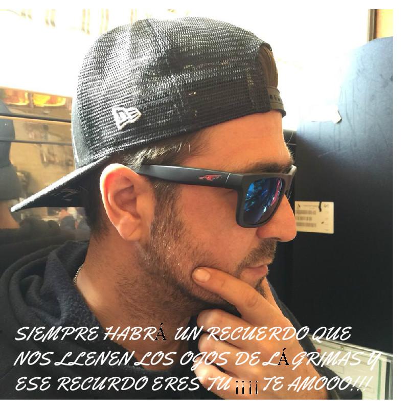 No.se k decir pero lo k voy a decir esk nk puedo dejarte de pensar en ti y en escuharte te quiero...<a href="/antoniorozco/">Antonio Orozco</a>