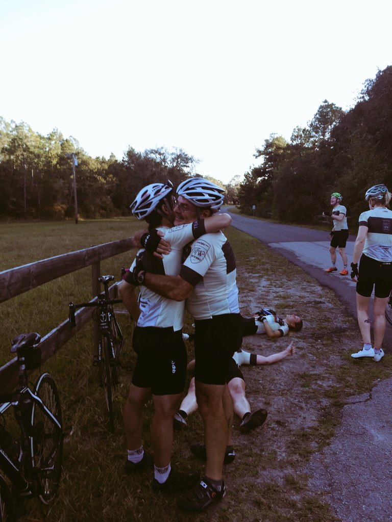 RaceTheWorld's tweet photo. #TeamDeman. Tanks: EMPTY. well done Team! #RaceTheWorld #cycling #USA #team #teamspirit #race https://t.co/xd3omwKQEg