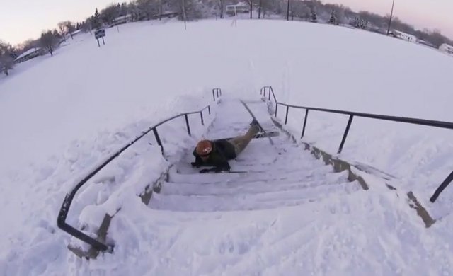 RadioHaurakiNZ's tweet image. Check out this epic ski crash and stack compilation! #CrashOfTheDay bit.ly/1ksqcSI