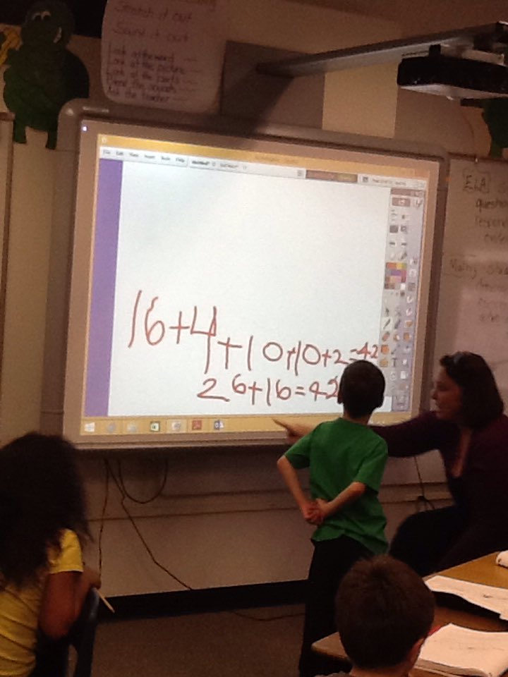 Mathews_ES's tweet photo. 2nd grade students making tens to find the difference #TeachNVACS #wcsdzoom https://t.co/vDzDVQkzAc