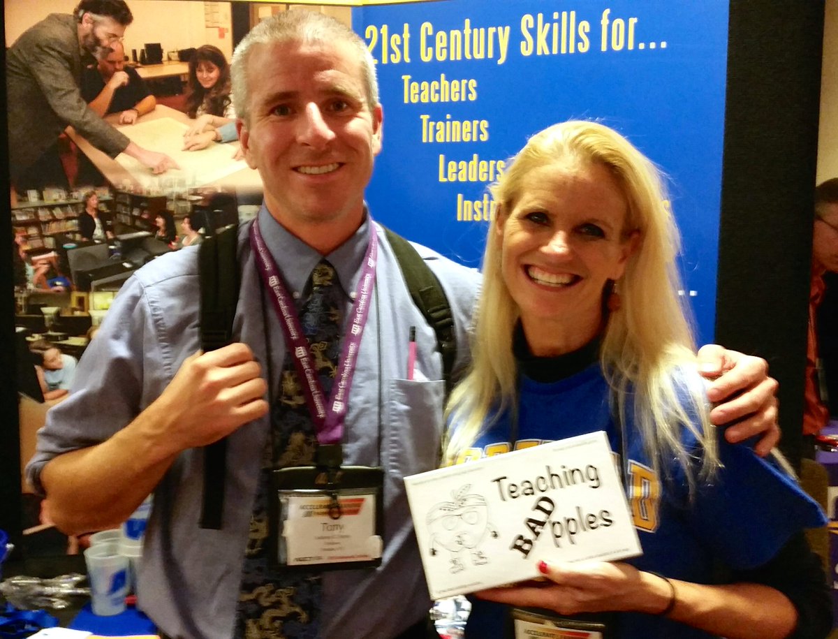 ChangeIt4Better's tweet photo. #aect15 @moreheadstate Takeaway-Drs. Justice:"Tell your story,"Betrus:"Laugh often,"Donaldson:"What's your passion?" https://t.co/n8DbqXzd03
