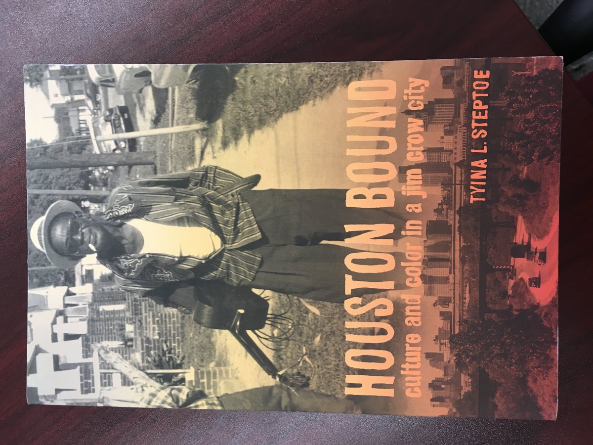 UAHistoryGrads's tweet photo. #HotOffThePress #twitterstorians @TyinaSteptoe CC: @UA_SBS https://t.co/g0VPzj48RL