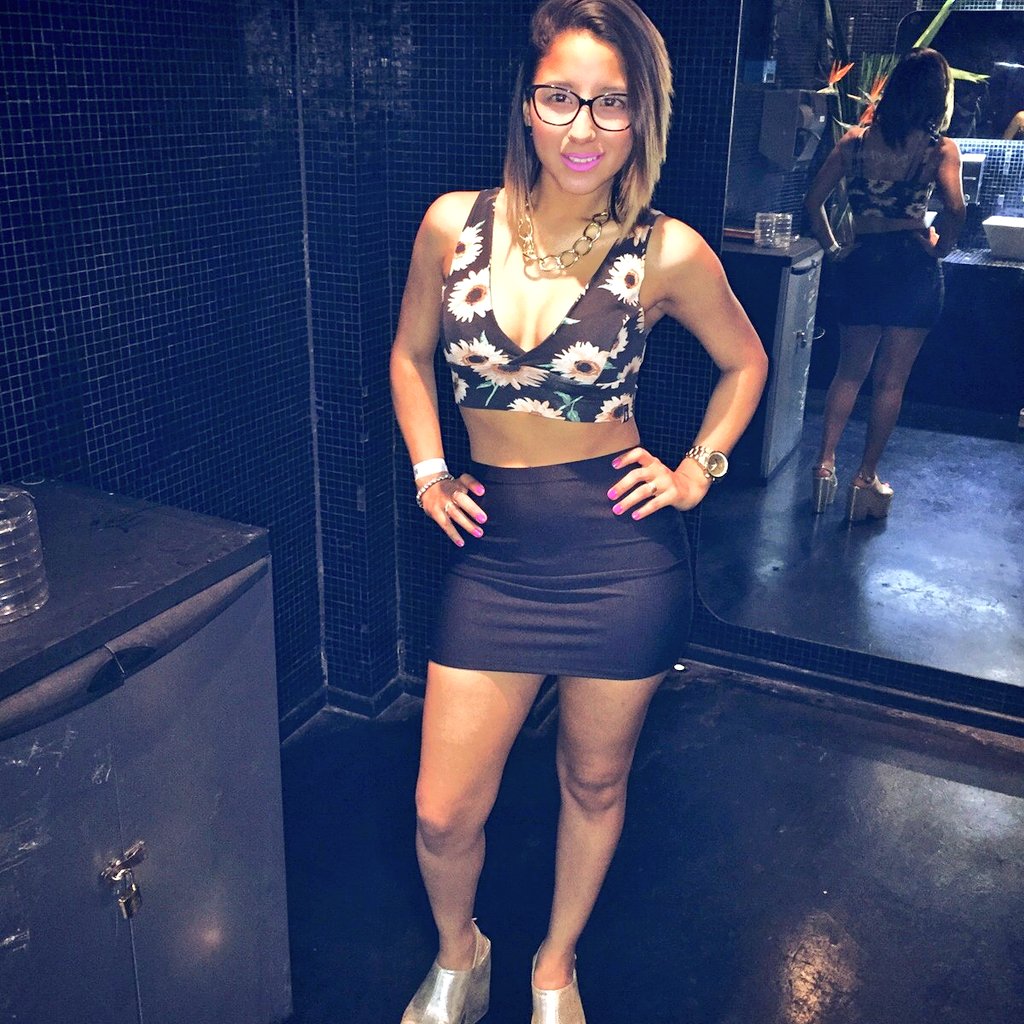 JeanetteNerea's tweet photo. A ella nadie le dice nah ; ella no tiene dueño 🎶🎵 https://t.co/MPoysbUTue
