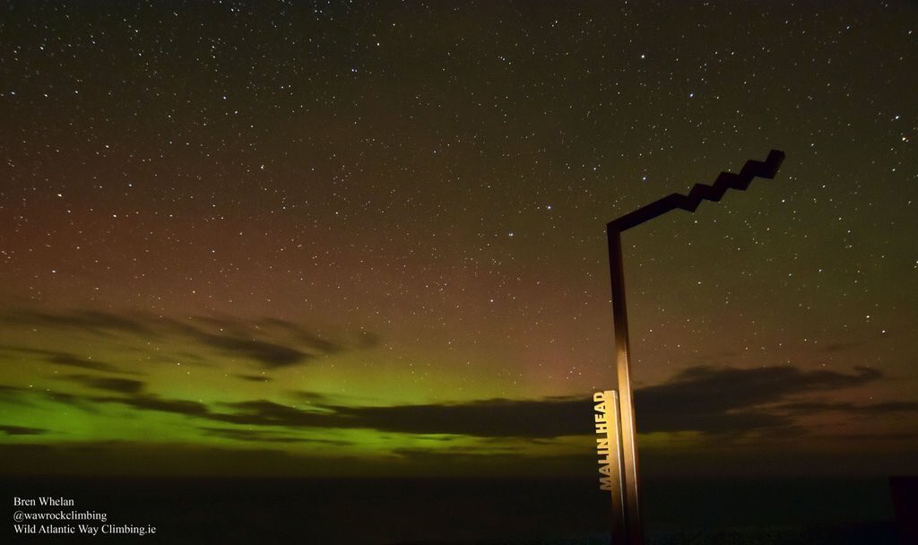 Opposite end of the day 4 ya Miss <a href="/DonegalHour/">Donegal Hour</a> and the #sme #donegalhour Night, from the #aurora at guess where?! 😎