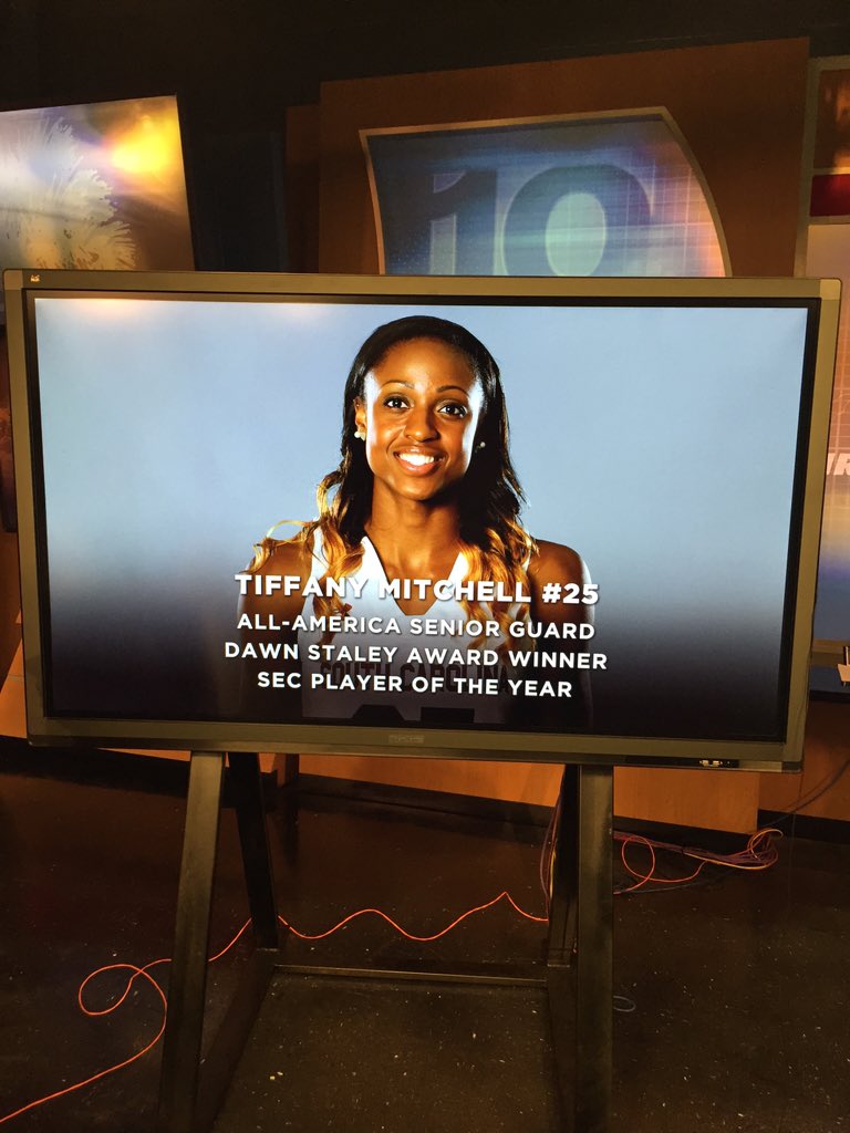 dawnstaley's tweet image. Showcasing some of the amazing people that make @GamecockWBB special. Players and fans you are awesome! #TheShowSC