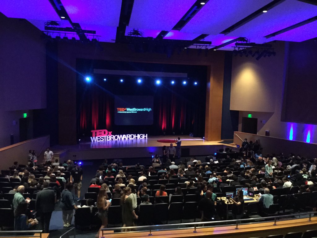 TEDxWestBroward's tweet photo. The stage is set and the audience is coming in. #TEDxWeBro is soon to start. https://t.co/KomX2g8LoE
