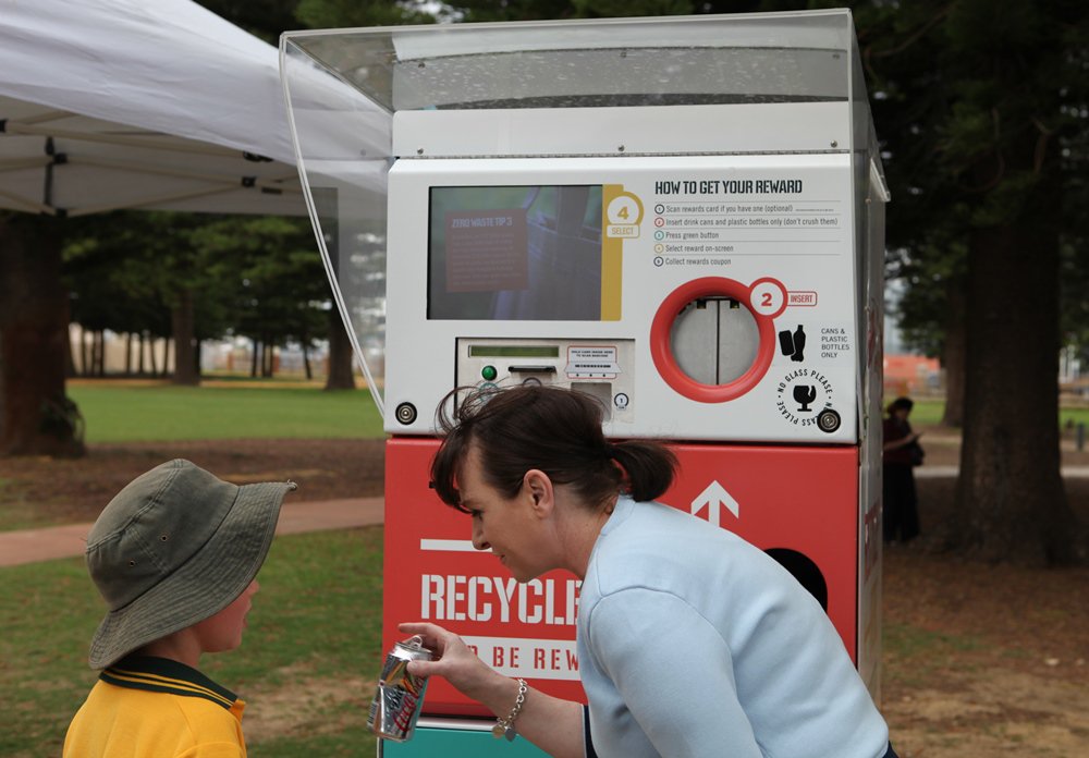 CityofFremantle's tweet photo. #NationalRecyclingWeek turns 20 in 2015! Do your bit for #OnePlanetFreo @PlanetArk #RVM https://t.co/3SRxJEiK6J https://t.co/FLA34YGz9w