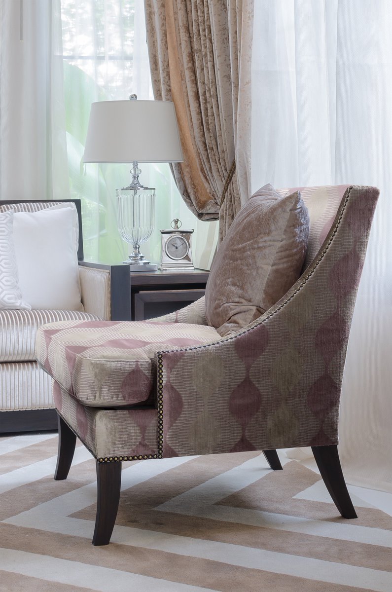 cassarofabrics's tweet photo. The shape of luxury https://t.co/BNbO5nKIcq ^^Amphora^^ silk and linen jacquard on chair #cassarofabrics #durable https://t.co/x3vbAldsom