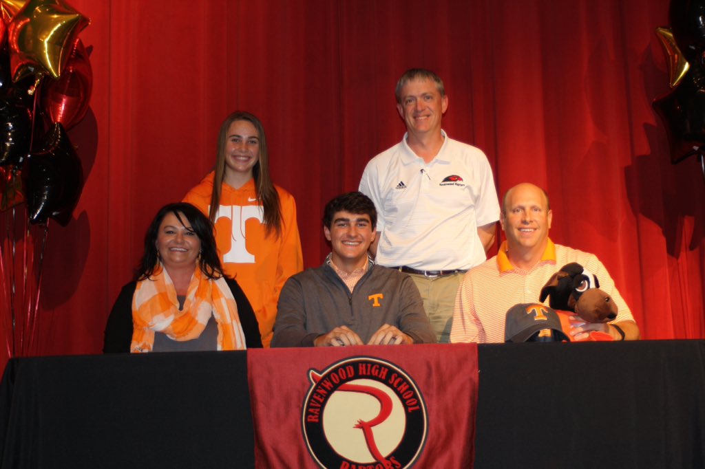 GarrisonBrayden's tweet photo. Can't be more excited to represent the state of Tennessee. Congrats to everyone moving on to the next level! #GBO🍊 https://t.co/cp4DQf0ogo