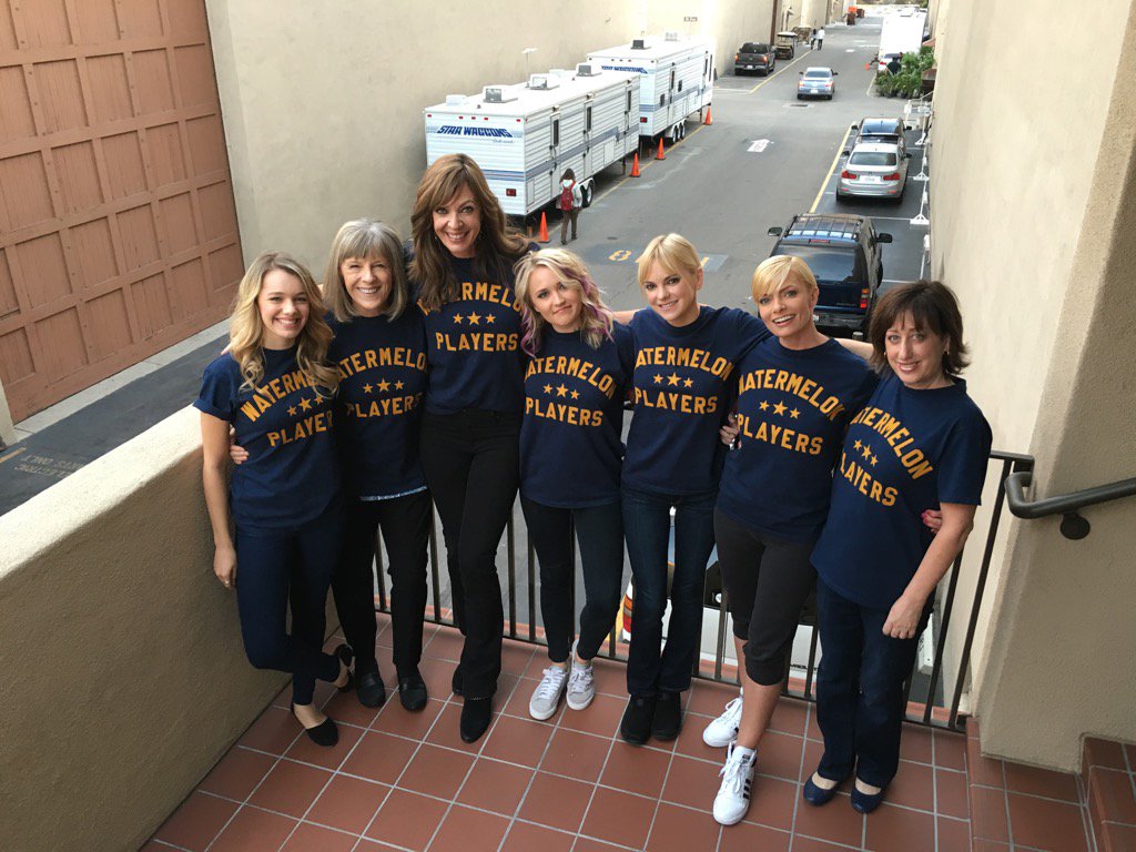 Anna Faris tweet media