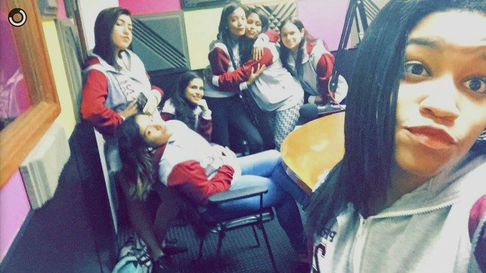 yerilove_'s tweet photo. Recuerda aquel día donde estaban tus princesas en casa. @activatecaracas @redmusikfm @MIPROMO25 https://t.co/DGV9QjEgFY