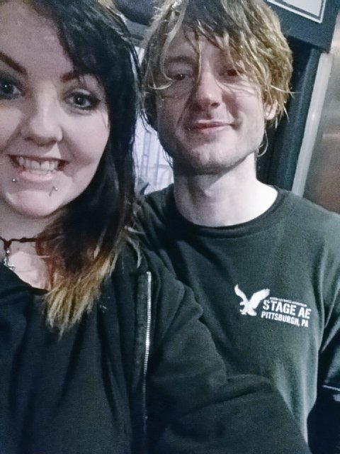 @DINOSAURPILEUP thanks for tonight duuuudes! You fucking killed it once again! ⚡⚡⚡⚡⚡⚡⚡ (ignore my goofy face)