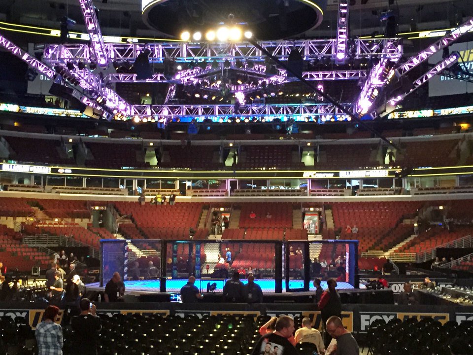 TheCageBomb's tweet photo. Check it out - "UFC 193 Preview - It's Ladies Night!" https://t.co/MfuGZLTWlF. #TheCageBomb #UFC193 https://t.co/98AgyCMhly