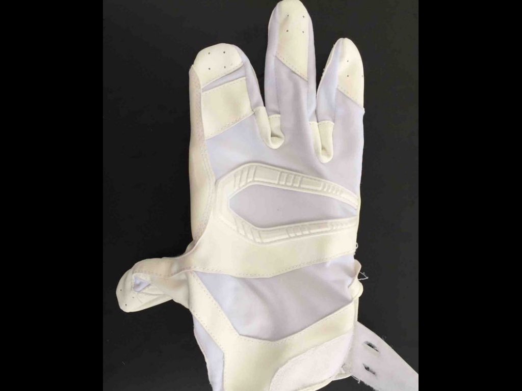 football gloves tweet media