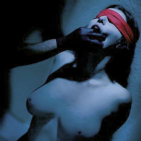 leskoridzic's tweet photo. "Shadow Mistress" is torturing a slave in a cold dark dungeon. #FemDom #GloveFetish #HandFetish #ShadowMistress https://t.co/0uFuSTdW3r