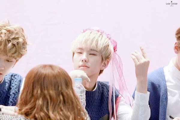 allhoshi's tweet photo. [71] seventeen hoshi aesthetic https://t.co/tXeV8lYy76