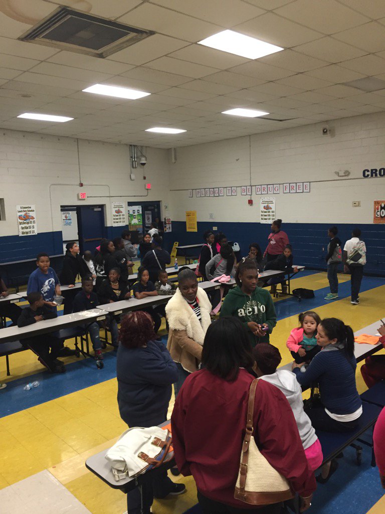 kirbymiddle's tweet photo. @SCSK12Unified Kirby Middle #Math&amp;LiteracyFamilyGameNight https://t.co/O6mwgGeefF