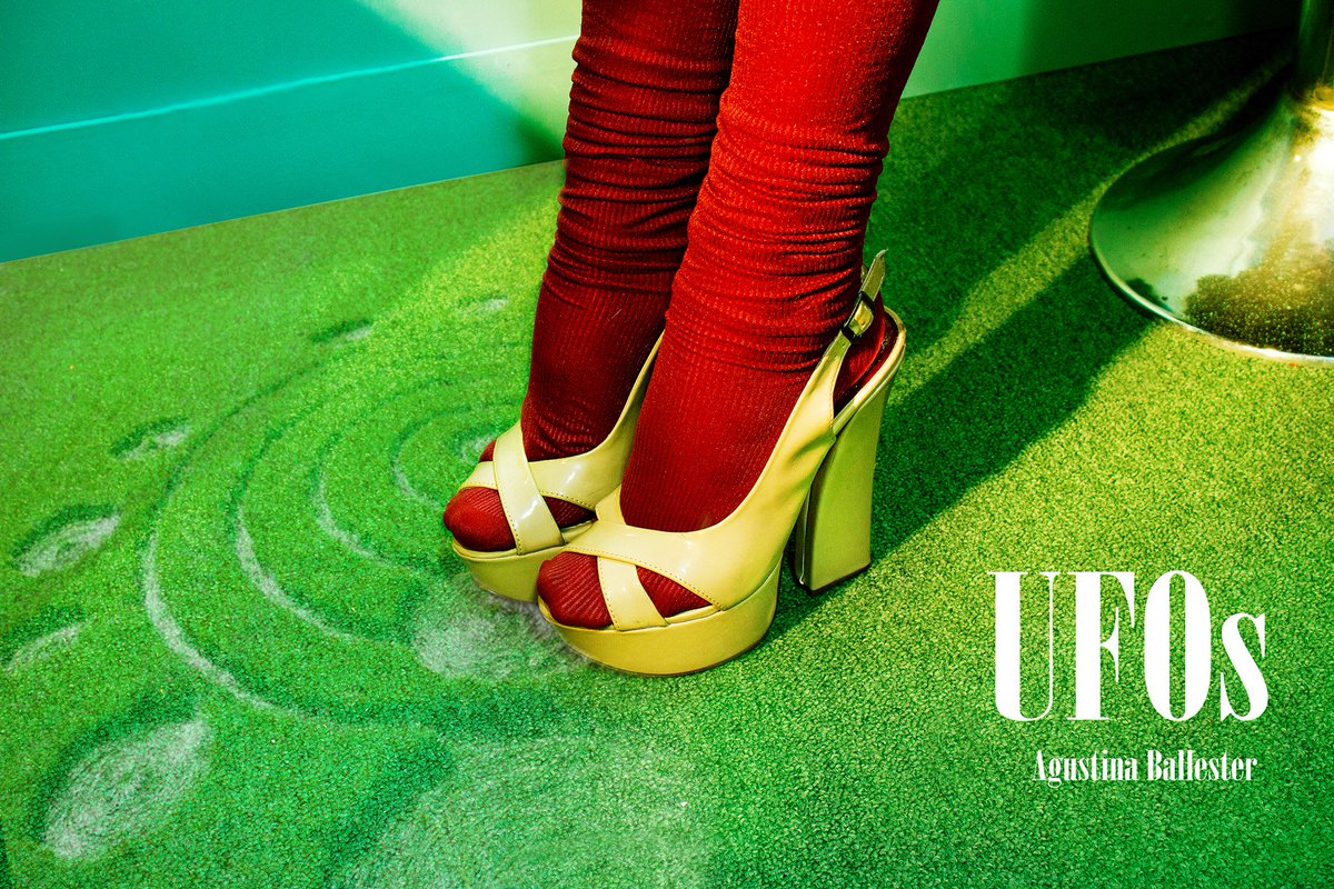 Aguss_Ballester's tweet photo. #UFOs by me #FashionPhotography #Aliens https://t.co/FboPAbsdIS