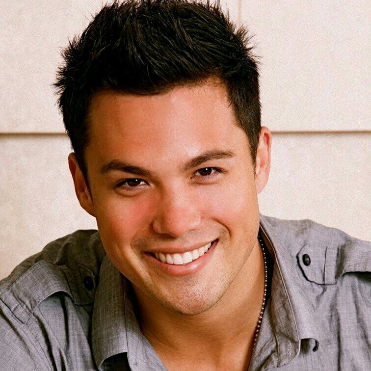 Happy 33rd Birthday Michael Copon! (13th Nov)      