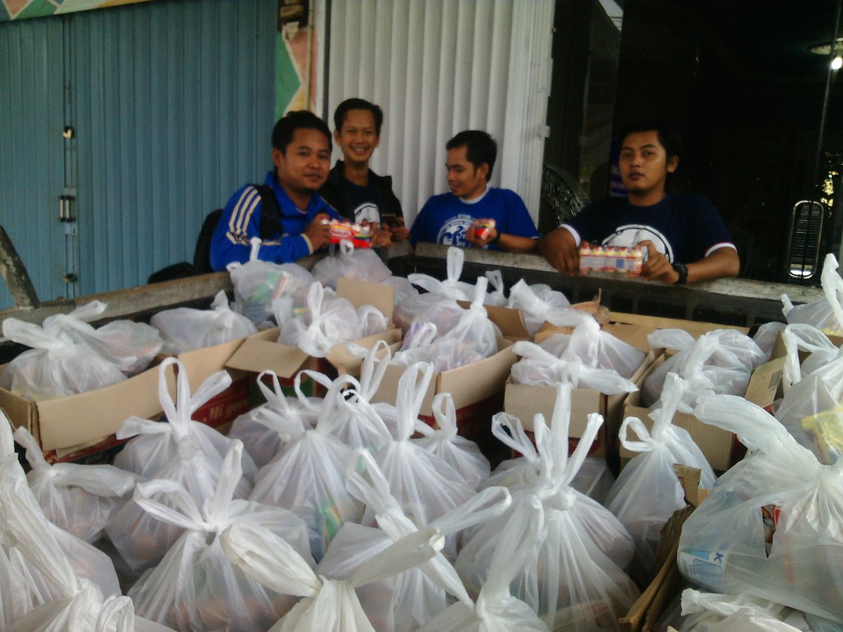 CISCjambi's tweet image. Pengobatan Gratis dan pembagian Nutrisi kepada korban Asap. #CiscMelawanAsap