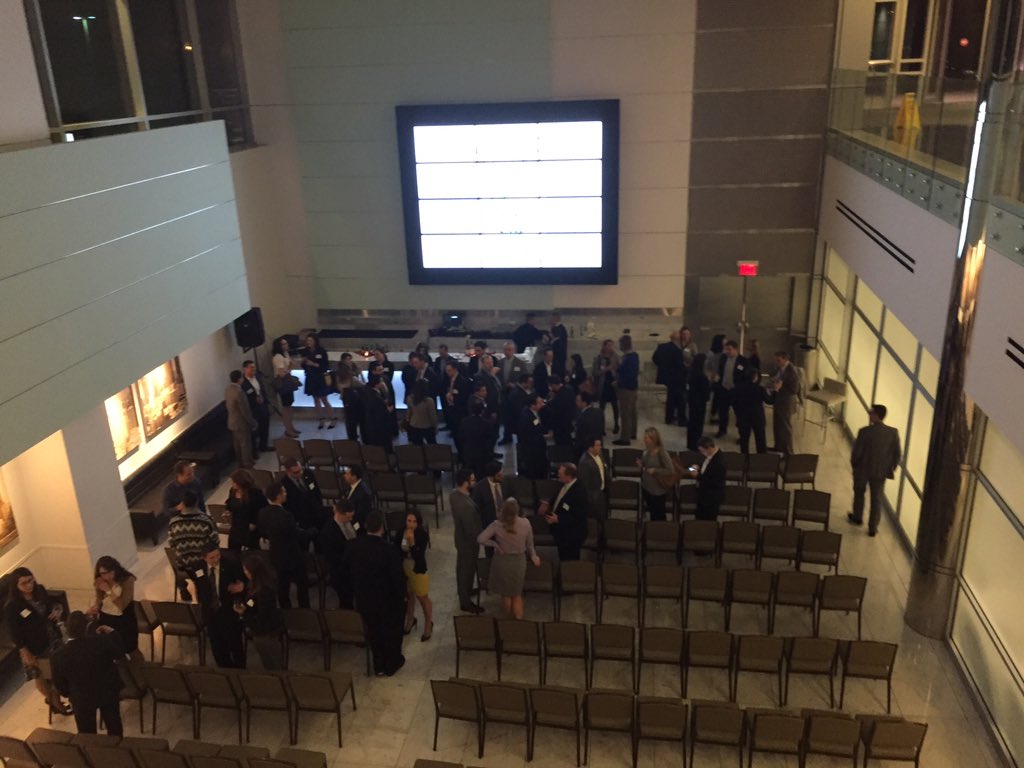 LongIslandAssoc's tweet photo. A big thank you to @JewelRestaurant for hosting this great event tonight! #LIAEvents https://t.co/wzYgdnuw6l
