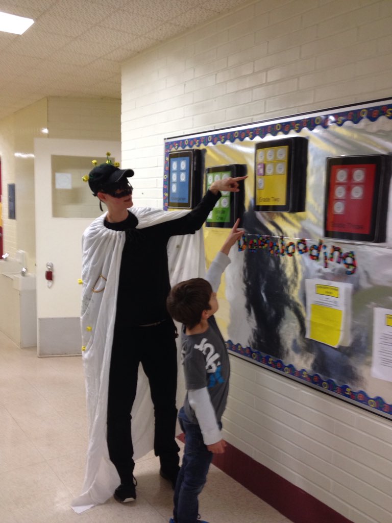 BreadyBulldogs's tweet photo. Super Solver showed up to congratulate grade 2 on downloading their 1st app #oddandevennumbers #lskysd #D4Math https://t.co/2nf5dY5zjj