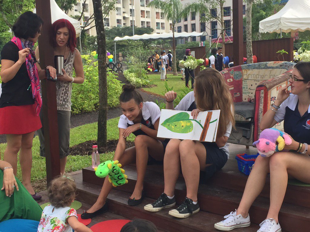 CISsingapore's tweet image. CIS secondary students volunteering at yesterday&apos;s Outdoor Discovery Centre opening. #CISAlpha