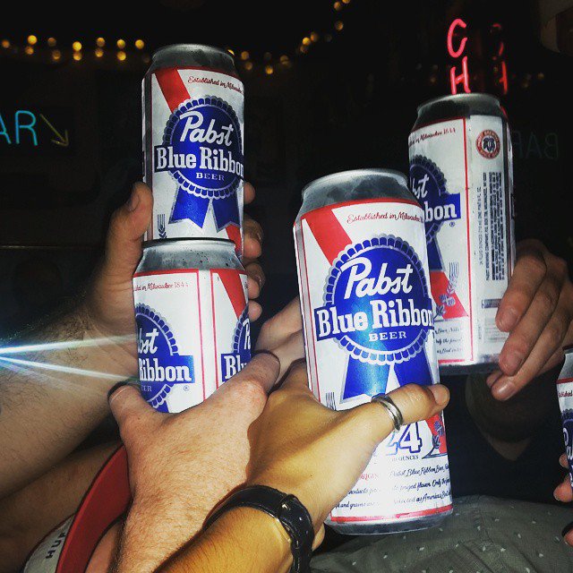 elmstfest's tweet photo. #ElmStFest kicks off tomorrow! Cheers! @pbr_dallas https://t.co/GDxMz32Dyu