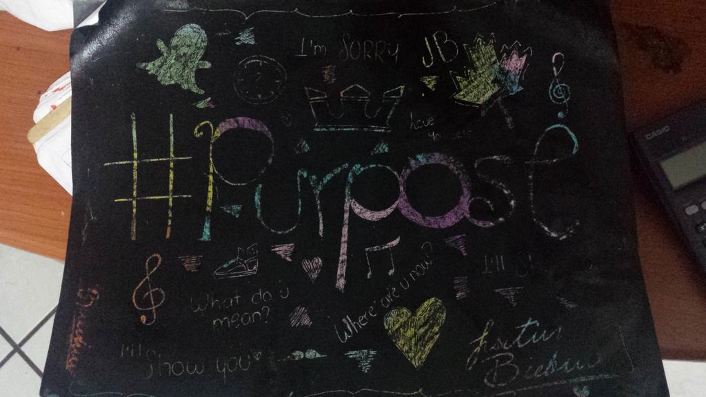 JaniaB94's tweet photo. #PurposeTonight at midnight Justin ILOVE YOU SO MUCH😍❤ the best album in the history ❤👍 love @justinbieber https://t.co/I0sGj6I38k