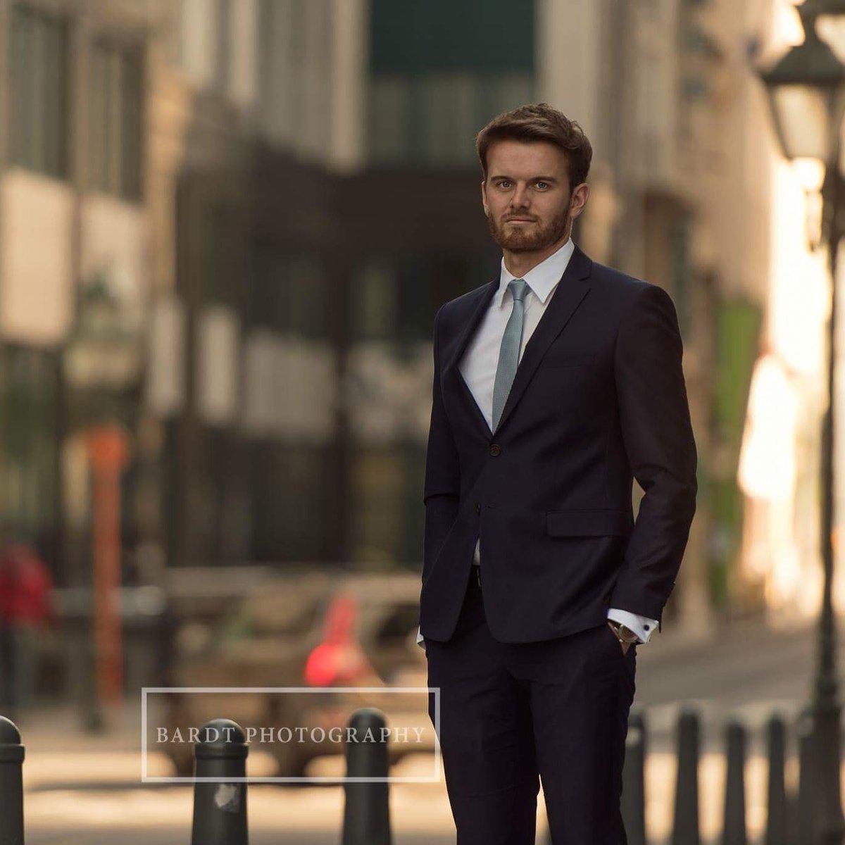 BardtPhoto's tweet photo. #lawyer in the #city. @CheetahStand rs600, i love you! #nikon #portrait #brussel #leuven #bardt #suits. For @KPMG https://t.co/NJ8WBSgmaa