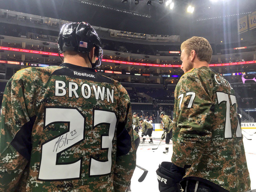 la kings veterans day jersey