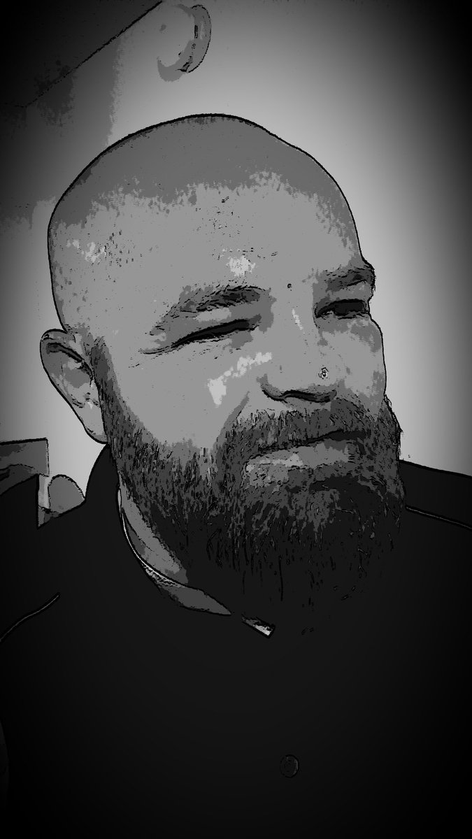 TIhli12's tweet photo. #beardsforchriskyle https://t.co/t0wlP9sEdC