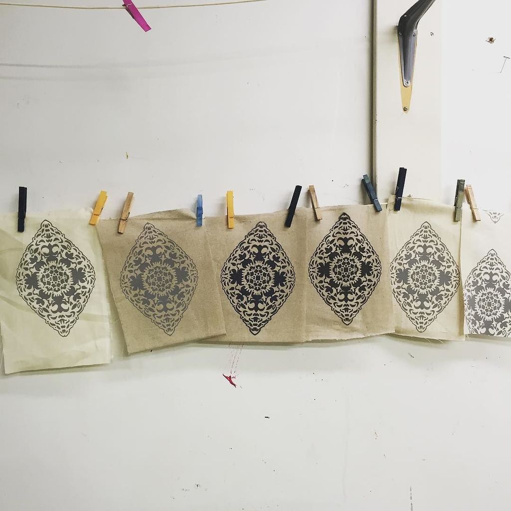 RelativityTxtl's tweet photo. #fabric #chicagotextiles #designmakesell #thanks artichoke #relativitytextiles #bringthewo… https://t.co/holOa6vGVL https://t.co/lTSR6botTr
