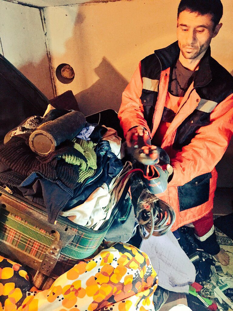 EvgenyArsentyev's tweet photo. В полном взаимодействии: чётко, масштабно и слаженно силовики, общественники и городские службы проводят рейд #Химки https://t.co/mB9QicRw4o