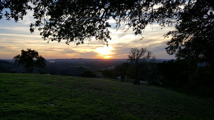 MonkeyJoe315's tweet photo. Just love The Texas Hill Country https://t.co/ezSaLj5qv3