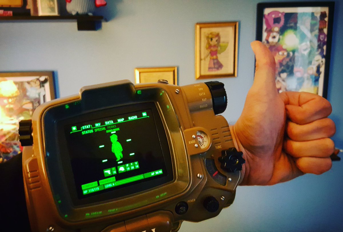 TimsChannel's tweet image. Pip-Boy fits great! This might be a permanent addition to my arm! 👍👍👍