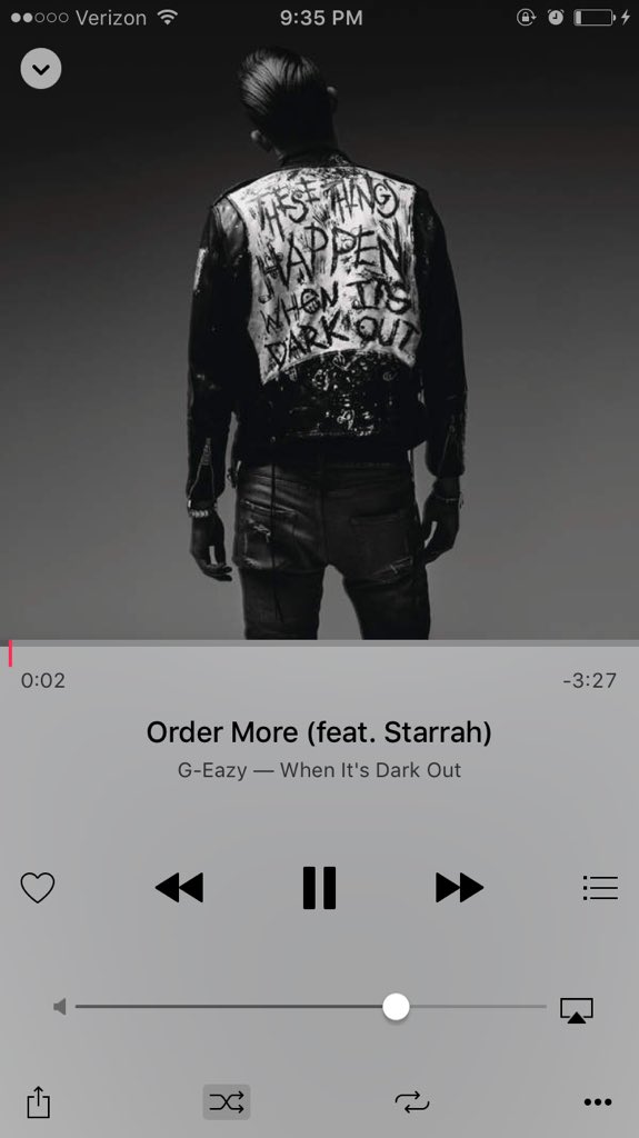 judsterlovee's tweet photo. ๐๐ผ๐๐ผ๐๐ผ @G_Eazy #WhenItsDarkOut #preorderperks ๐ https://t.co/sNqaYOWyLU