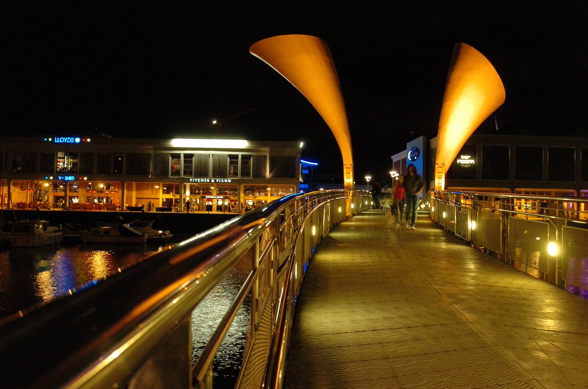 What sums up Bristol life for you? We'd love to know what you think makes Bristol special. #LoveBristol ^ad