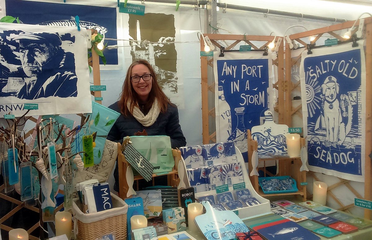 VisitTruro's tweet photo. Already busy at  Cathedral City Markets​, so many beautiful things to buy! #visittruro https://t.co/Sh40rhKLtI